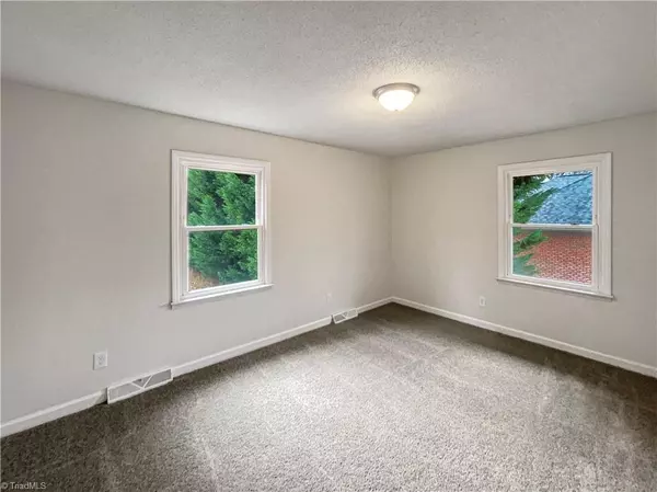 Winston-salem, NC 27101,2560 Wallingford RD