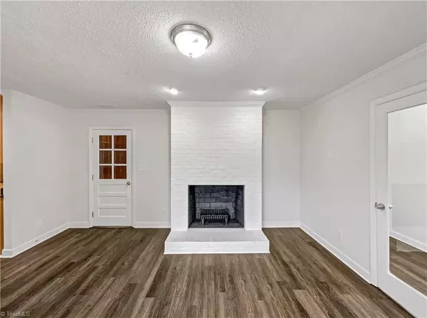 Winston-salem, NC 27101,2560 Wallingford RD