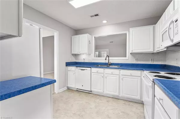 Burlington, NC 27215,3027 Maple AVE #R-1