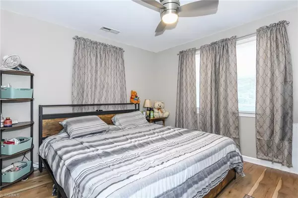 Greensboro, NC 27407,4728 Bowman AVE