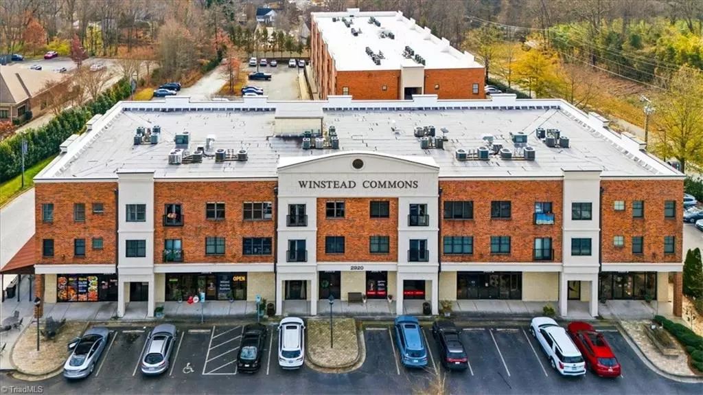 Greensboro, NC 27408,2920 Martinsville RD #301