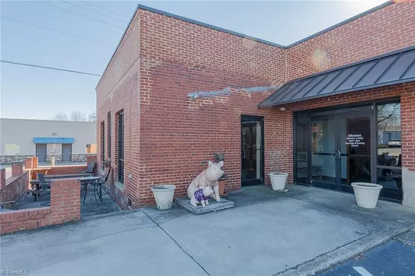 Lexington, NC 27292,30 E 1St ST