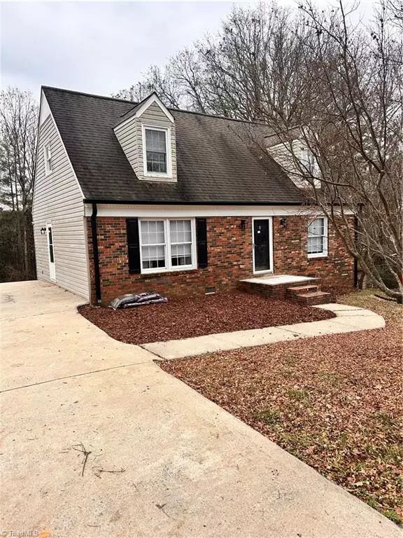 462 Shannon View ST, North Wilkesboro, NC 28659