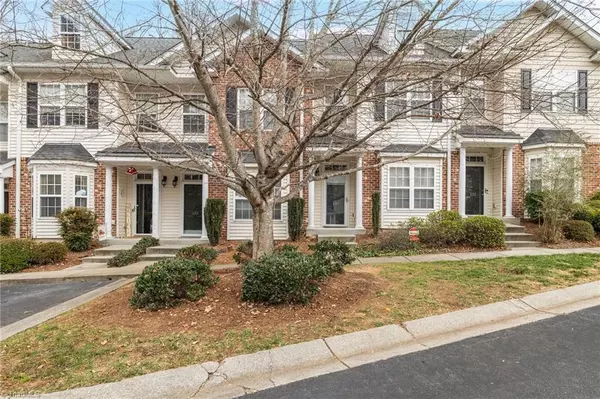 130 Humberside DR, Kernersville, NC 27284