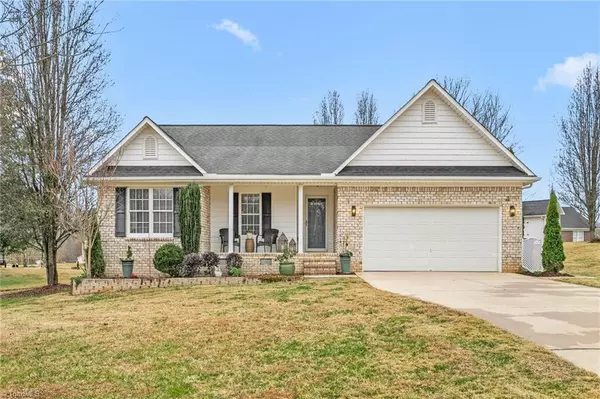 2572 Farrell RD, Mebane, NC 27302