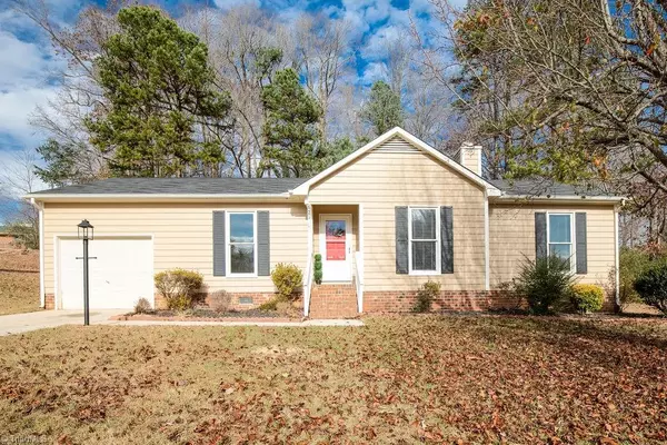 627 Woodland CIR, Asheboro, NC 27203