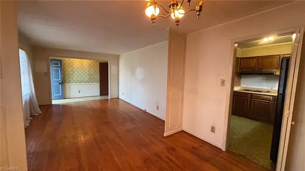 Greensboro, NC 27407,2223 Meloine LN