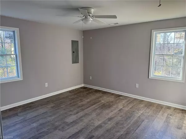 High Point, NC 27260,812 E Russell AVE