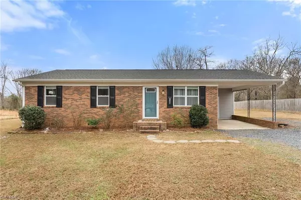 Belews Creek, NC 27009,7380 Plunkett RD