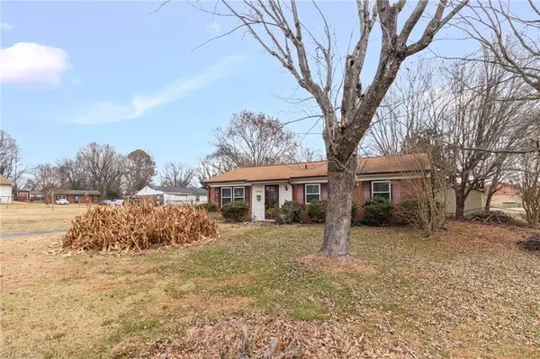 Greensboro, NC 27406,1203 Curtis ST