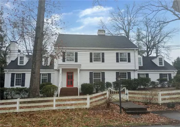 High Point, NC 27262,801 W Parkway AVE