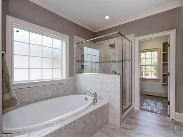 Oak Ridge, NC 27310,8509 Parkchester PL