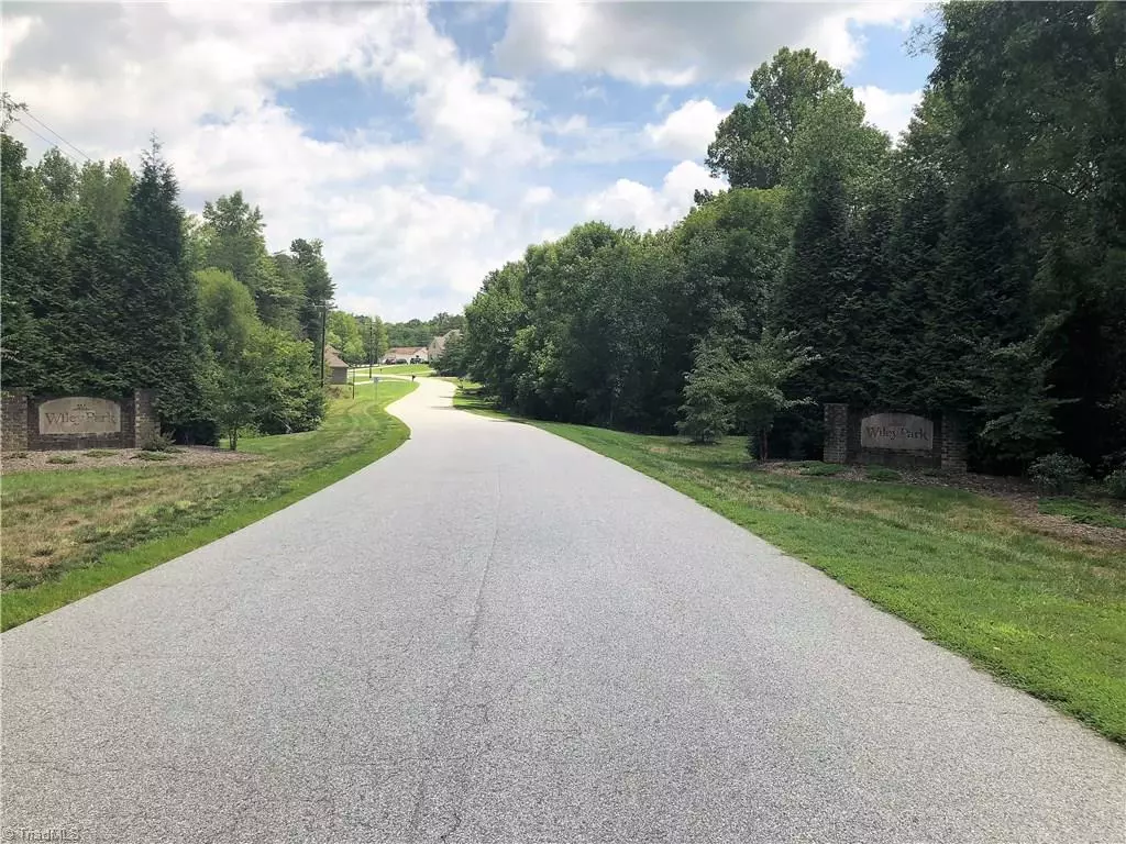 Greensboro, NC 27407,5010 Bisbee DR