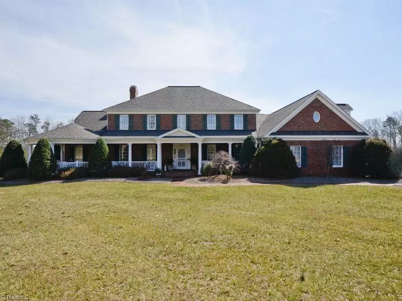 1805 Horseshoe RD, Westfield, NC 27053