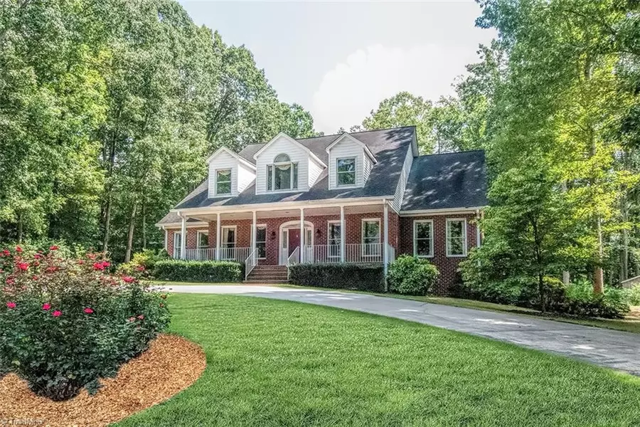 303 Sequoia RD, Lexington, NC 27295