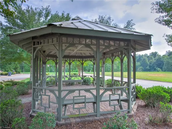 Oak Ridge, NC 27310,7905 Quiet PL