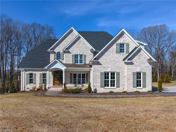 8305 Cavelletti CT, Summerfield, NC 27358