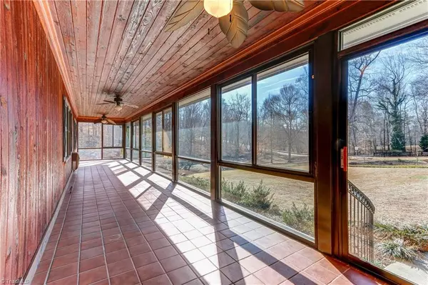 Summerfield, NC 27358,761 Hudson RD