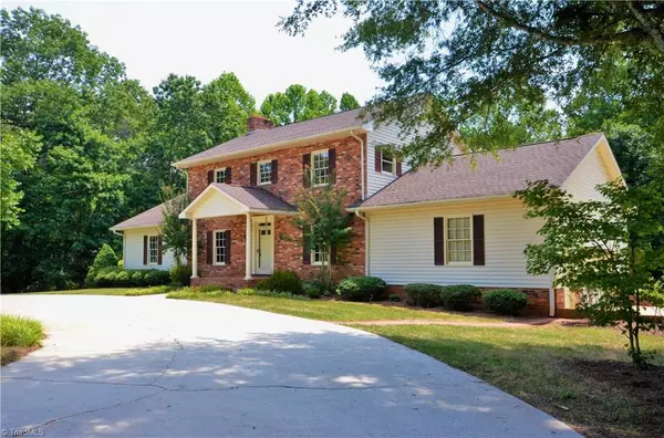 1075 Oak Hill Farm RD, Germanton, NC 27019