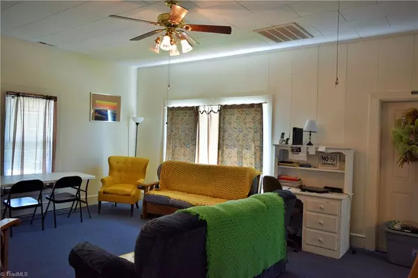 Mayodan, NC 27027,302 N 2nd AVE