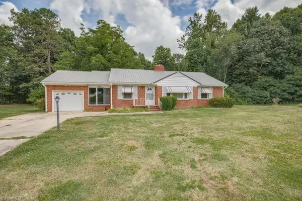 205 Bethesda RD, Lexington, NC 27295