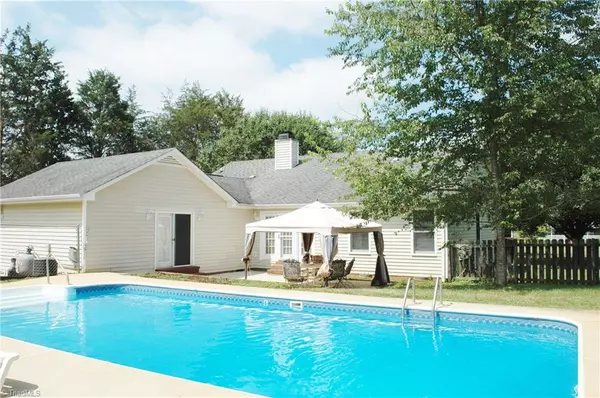 Summerfield, NC 27358,7544 Strawberry RD