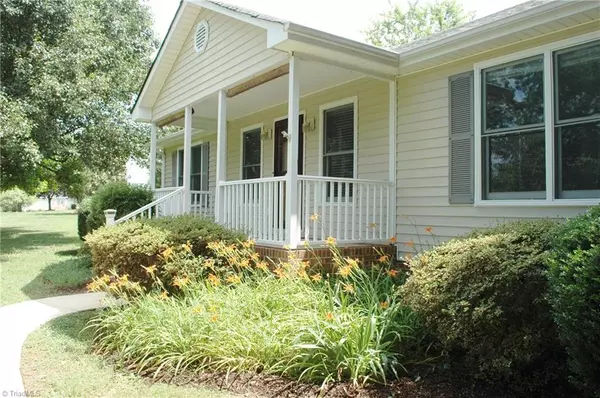 Summerfield, NC 27358,7544 Strawberry RD