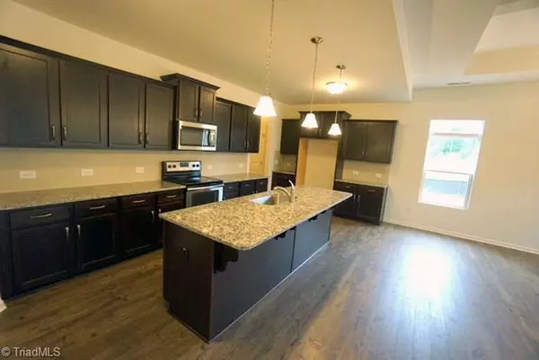 Kernersville, NC 27284,608 Darby CT