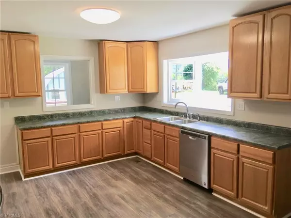 Mount Airy, NC 27030,211 Mills RD