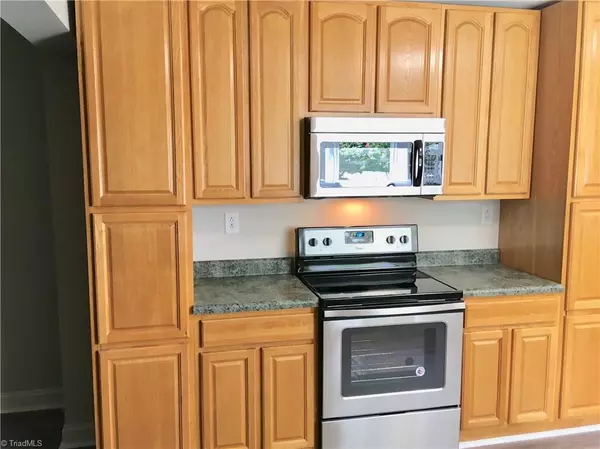 Mount Airy, NC 27030,211 Mills RD