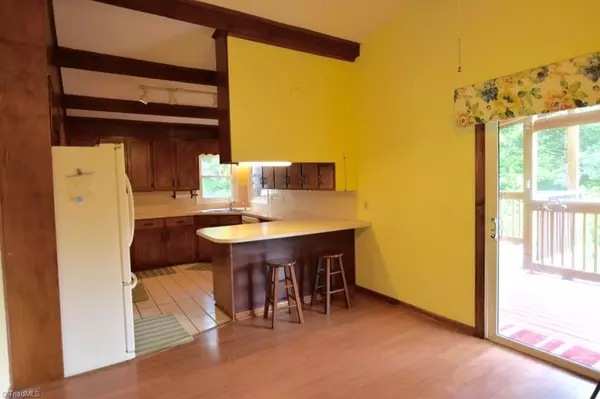 Mount Airy, NC 27030,362 Forest Knoll DR