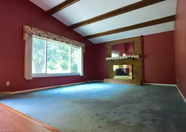 Mount Airy, NC 27030,362 Forest Knoll DR