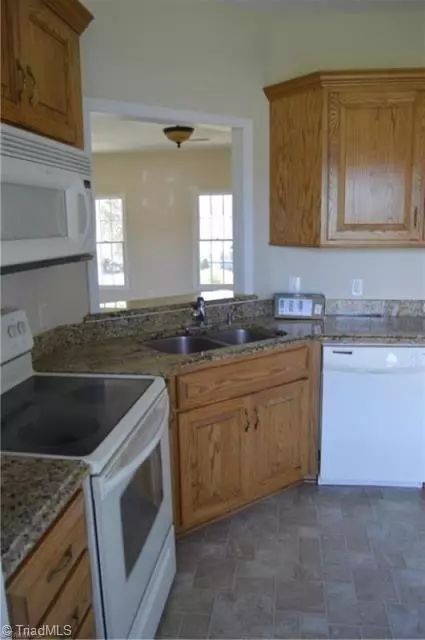 Mount Airy, NC 27030,848 Crossingham RD