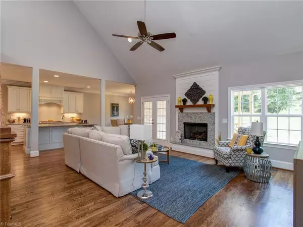 Oak Ridge, NC 27310,7702 Canter CT