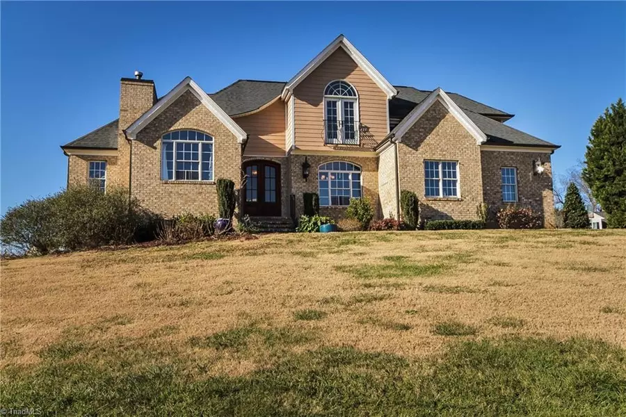 3241 Cape Fear TRL, Graham, NC 27253