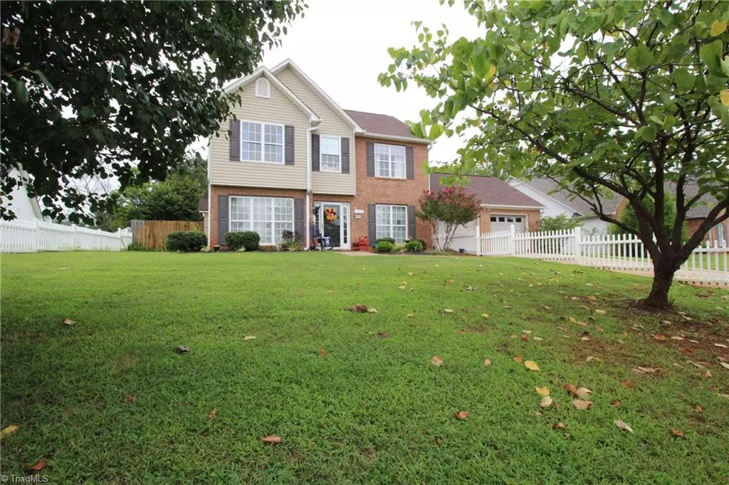 Kernersville, NC 27284,709 Tarheel TRL