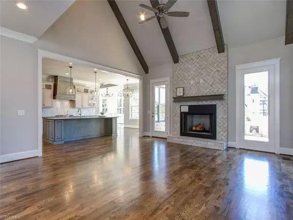 Oak Ridge, NC 27310,6871 Matzinger CT