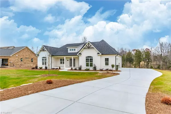 Summerfield, NC 27358,2504 Rivers Edge RD