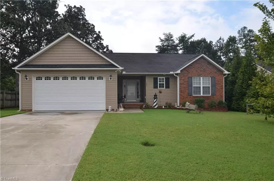 131 Von Logan DR, Thomasville, NC 27360