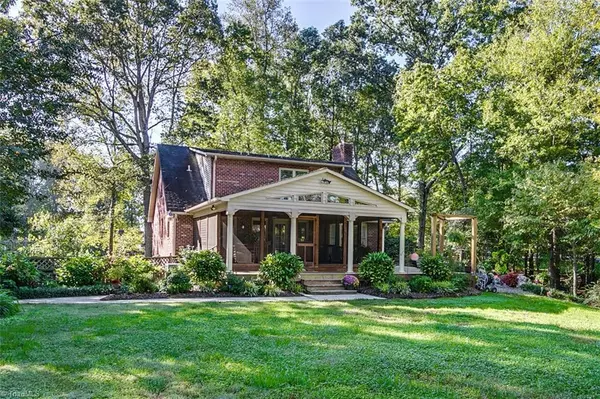 Kernersville, NC 27284,5305 Shaddowfax DR