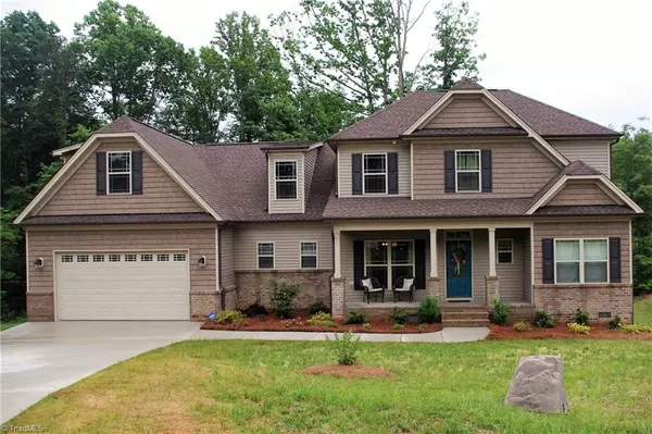 5605 Crooked Oak DR, Summerfield, NC 27358