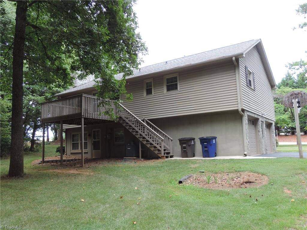 Pfafftown, NC 27040,5917 Bethania Tobaccoville RD