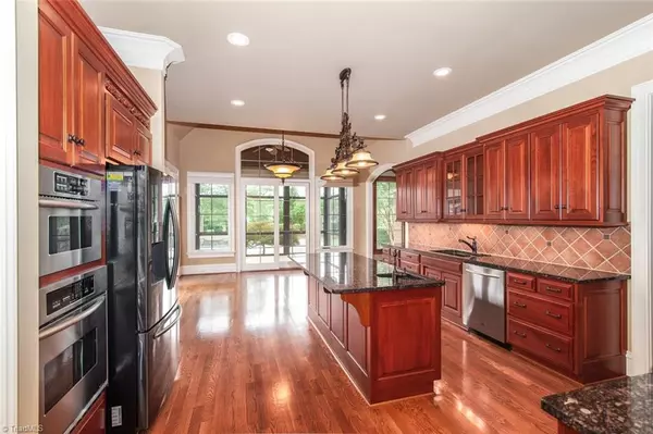 Oak Ridge, NC 27310,7404 Hadleigh CT