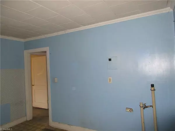 Mount Airy, NC 27030,2371 Wards Gap RD