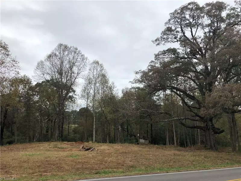 Lot 2 1641 Country Club RD, Yadkinville, NC 27055