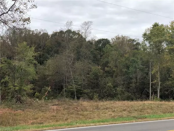 Lot 3 1641 Country Club RD, Yadkinville, NC 27055