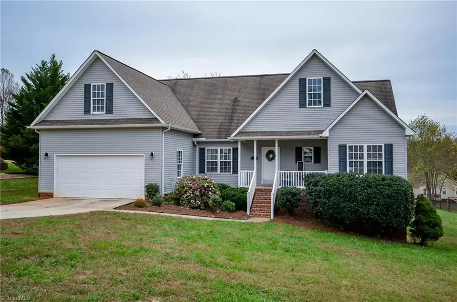 218 Sundance CIR, Statesville, NC 28625