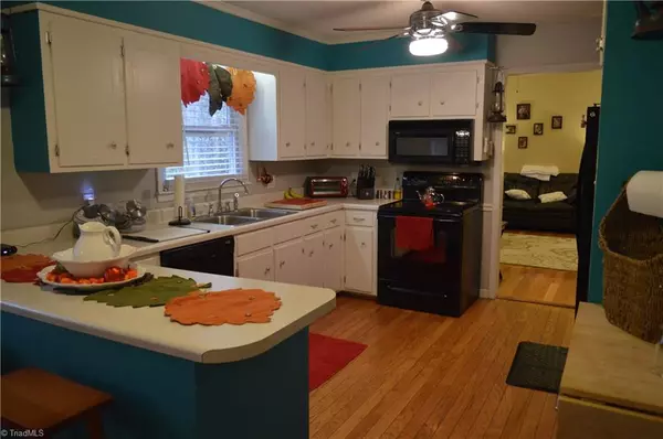 Mount Airy, NC 27030,469 Farmbrook RD