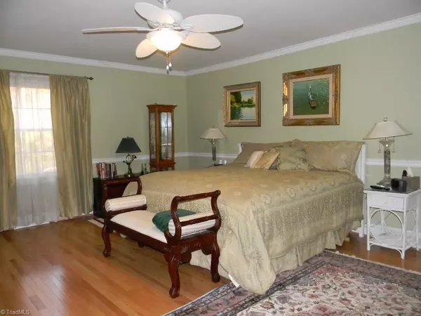 Madison, NC 27025,194 Valley View DR