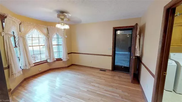 Mount Airy, NC 27030,507 Farmbrook RD